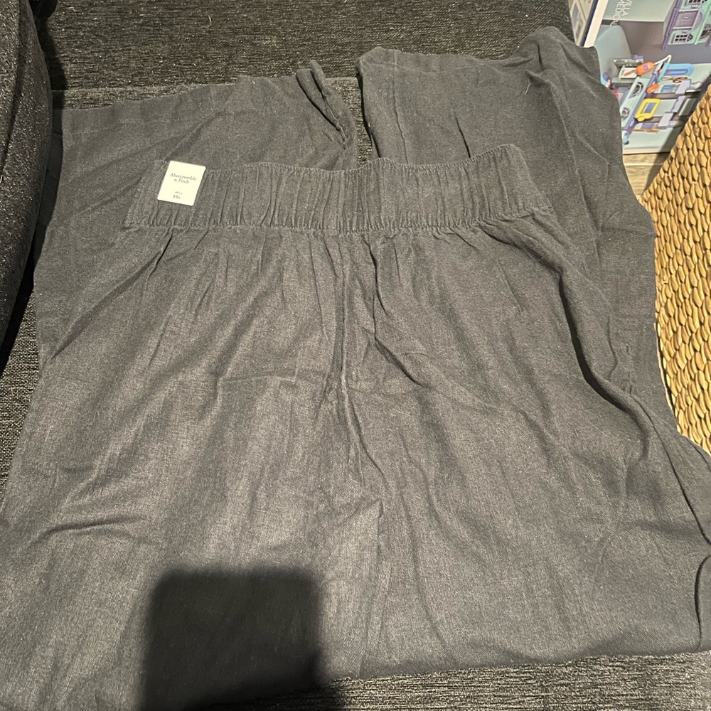 Abercrombie & Fitch Pull On Pants in Black